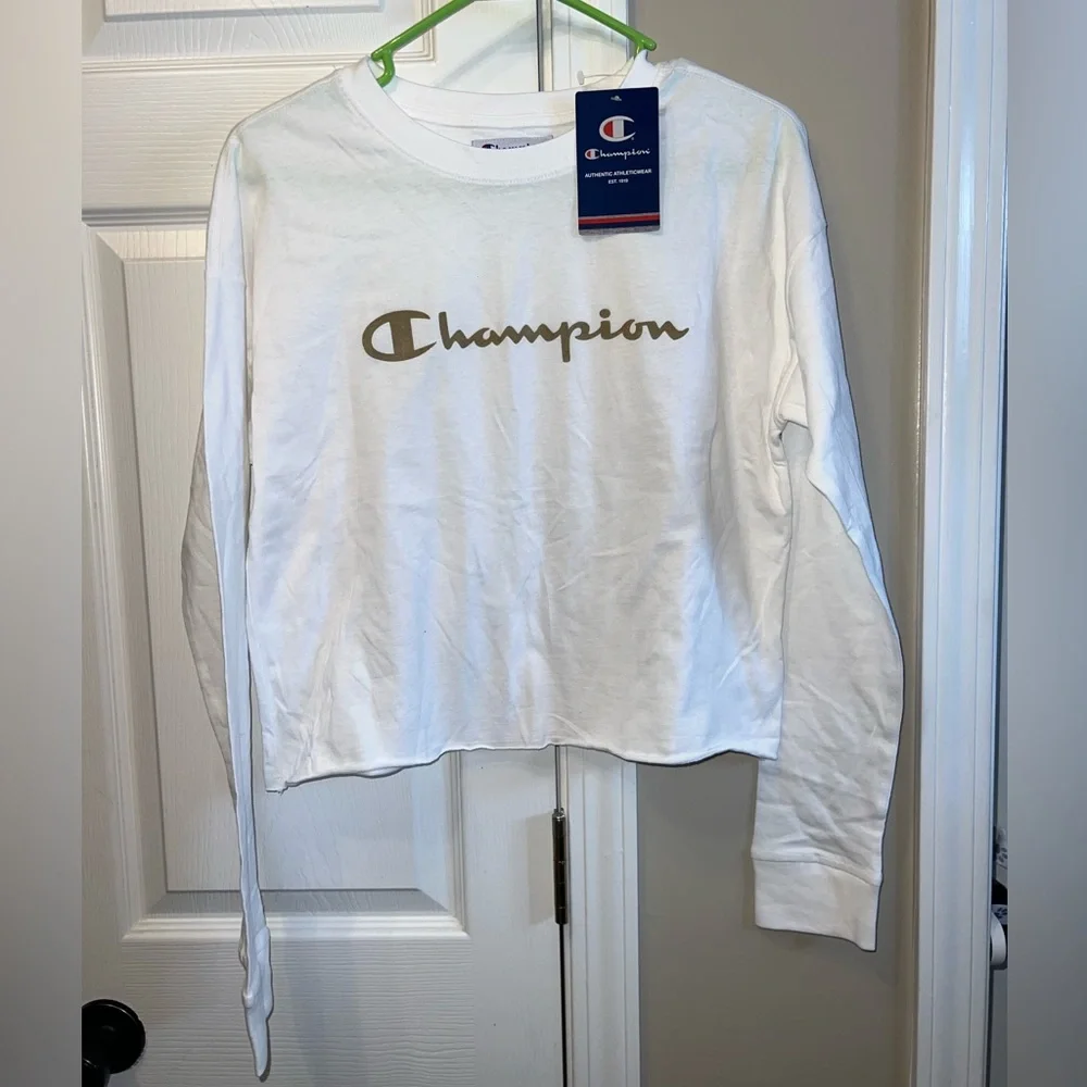 Brand new with tags Women’s cropped champion long sleeve tee size M - Picture 1 of 4